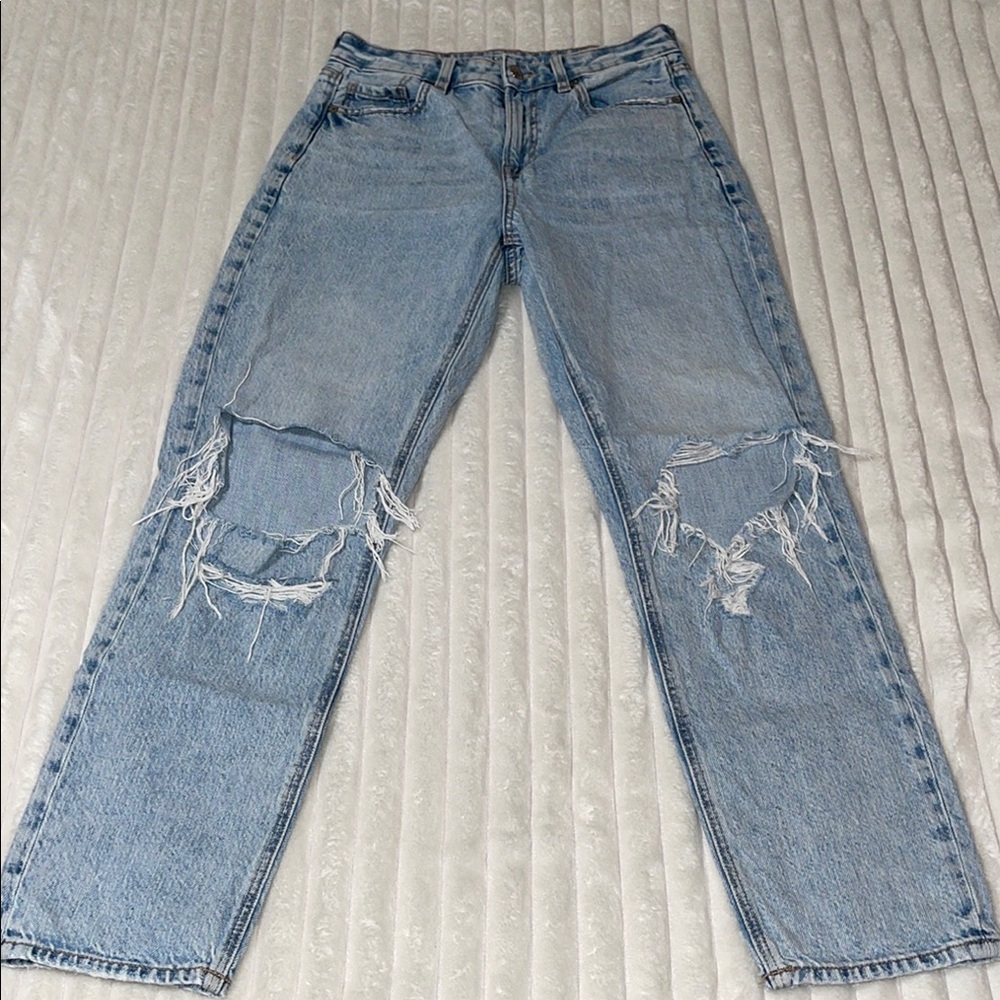 American Eagle Mom Straight Jean | Size 4 Regular